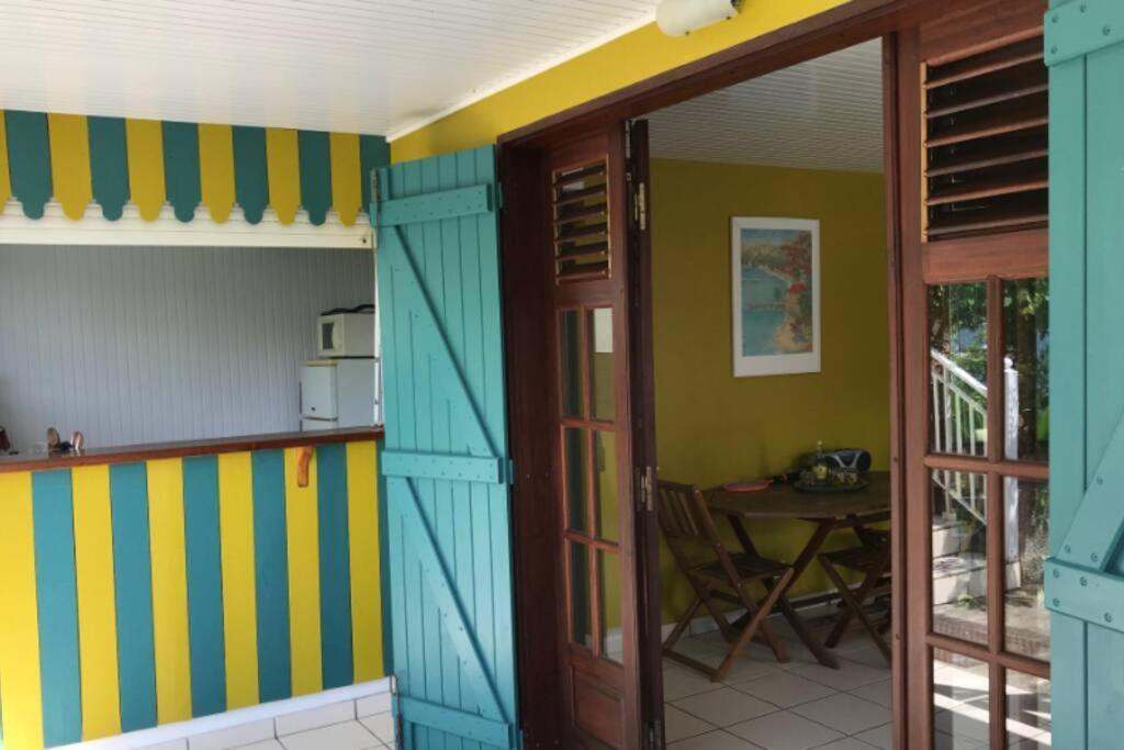 Case A Lili, Joli Bas De Villa Face A La Mer. Terre-De-Haut Dış mekan fotoğraf